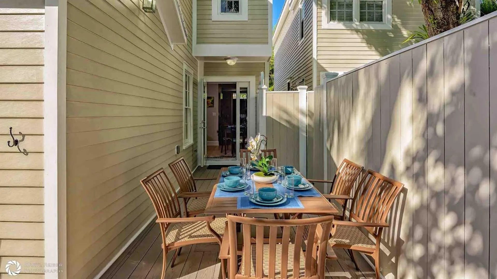 The Toasted Coconut By Last Key Realty Key West 0*,