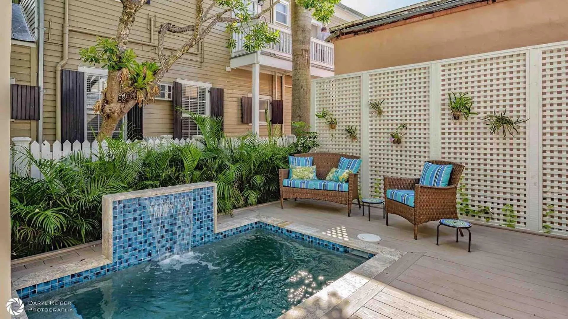 The Toasted Coconut By Last Key Realty Key West